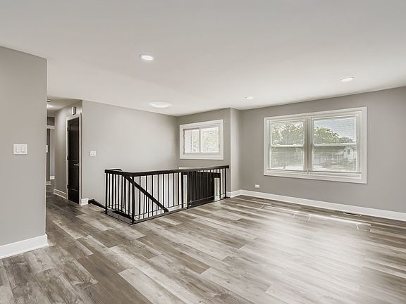 5th image of 5611 Allemong Dr