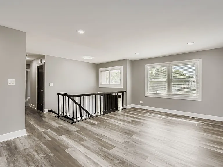 5611 Allemong Dr — Photo 5