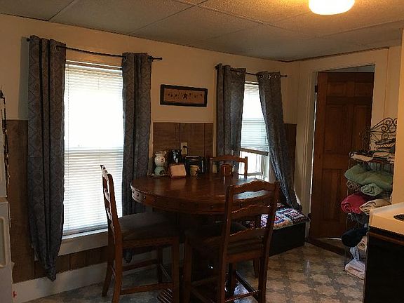 4th image of 29 Elm St #3