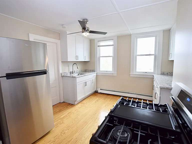 19 Clyfton St #3 — Photo 11