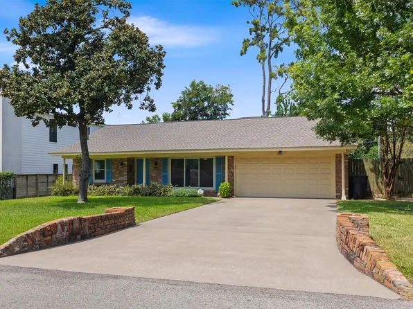 1427 Adkins Rd, Houston, TX 77055