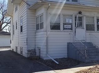 1123 Scott Ave, Chicago Heights, IL 60411