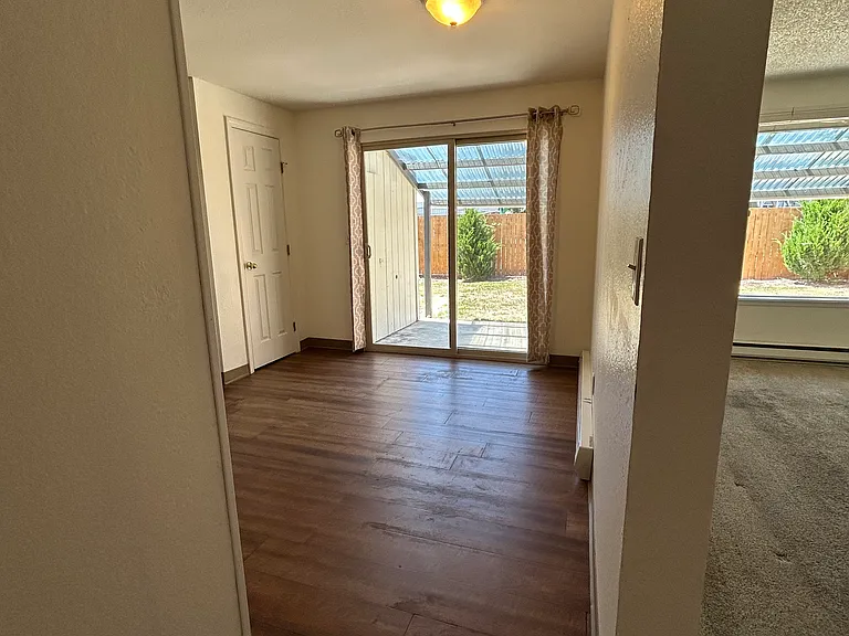 455 NW Fenton St — Photo 3