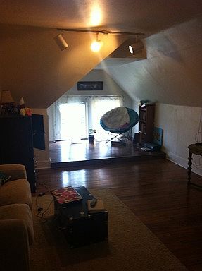 2nd image of 928 State St APT 7