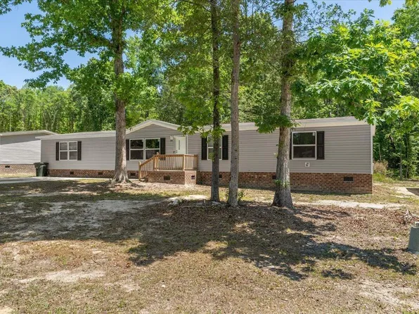 245 Wolf Trap Ct, Roanoke Rapids, NC 27870