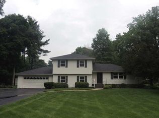 7578 W 92nd St, Zionsville, IN 46077