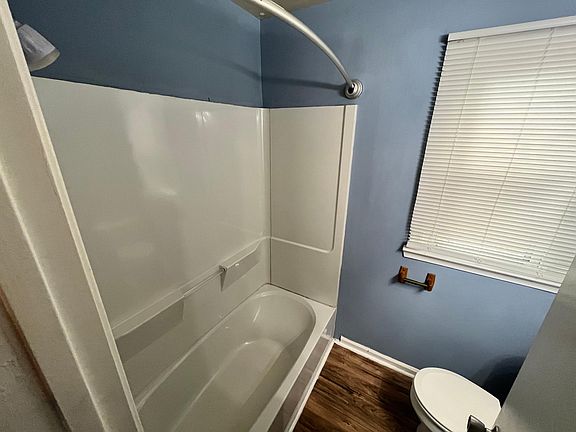 5th image of 821 77th St