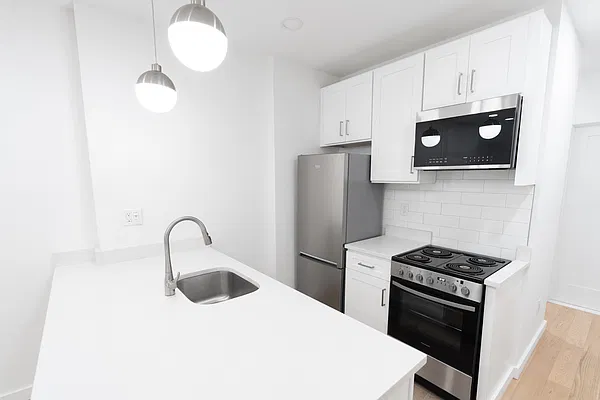 Kitchen, photo 1