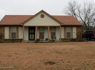 6100 Somerset Dr, Horn Lake, MS 38637
