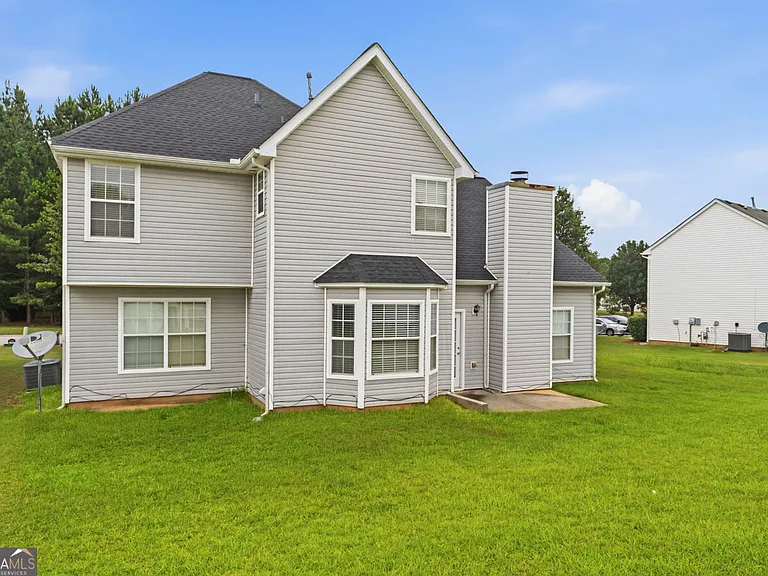 11925 Spring Lake Way — Photo 26
