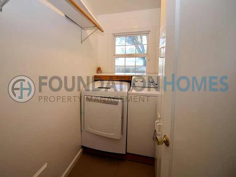 9 Scenic Ave — Photo 12