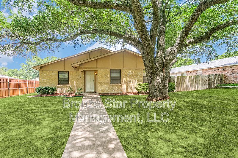 1st image of 1429 Whitehall Dr