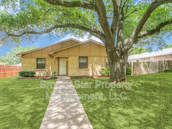 1429 Whitehall Dr, Plano, TX 75023