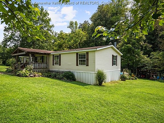 4th image of 232 Perry Creek Rd