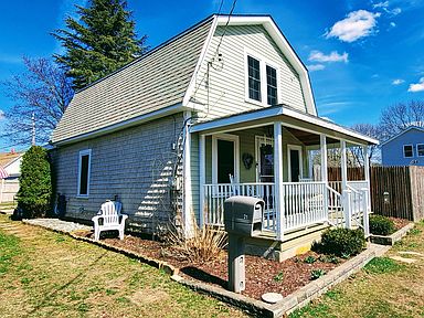 21 Laurel Ave Swansea Ma 02777 Zillow