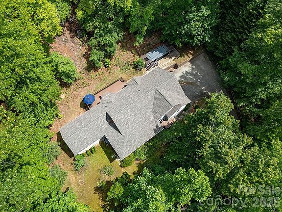 4th image of 144 Lakeland Dr