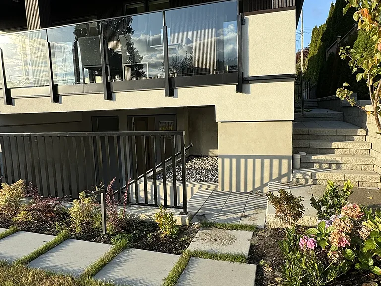 1130 Gordon Ave — Photo 18