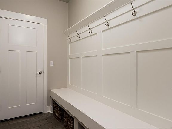 4th image of 2552 Tiger Ln