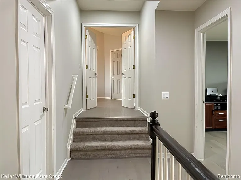 4927 Ravine Ct — Photo 18