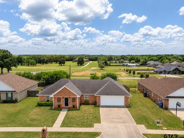 707 Jaxon Dr, Whitehouse, TX 75791