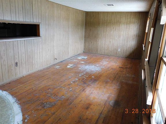 4th image of 2109 NW 38th St