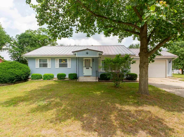 52990 Helmen Ave, South Bend, IN 46637