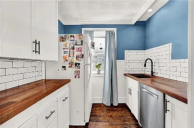 2 bed, 1064 sqft, $2,300 — Photo 2