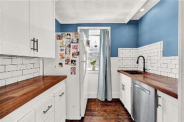 2nd image of 145 Market St #1