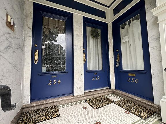2nd image of 250-254 Carl St #250