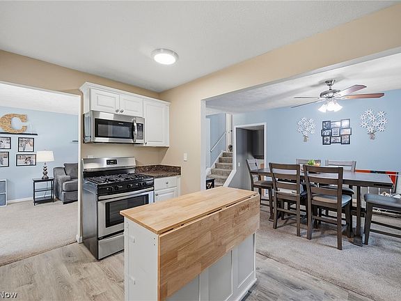 4th image of 5487 Main Ave