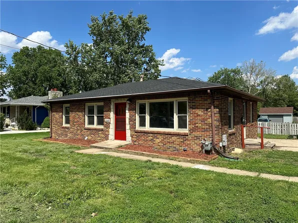 3309 E 29th St, Des Moines, IA 50317