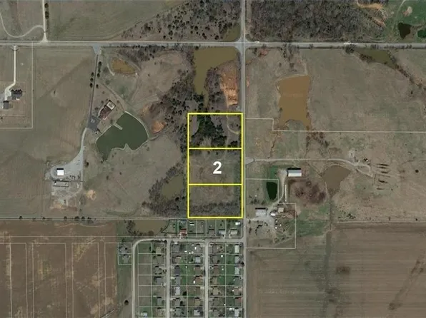 5218 S Sooner Rd, Chickasha, OK 73018