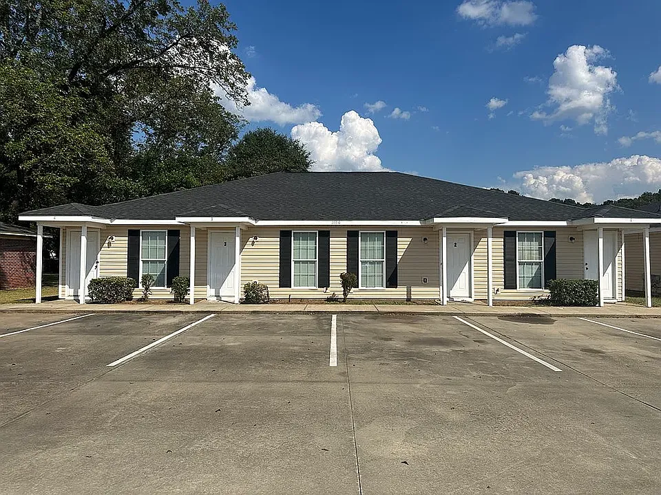 2610 Cardinal St #2