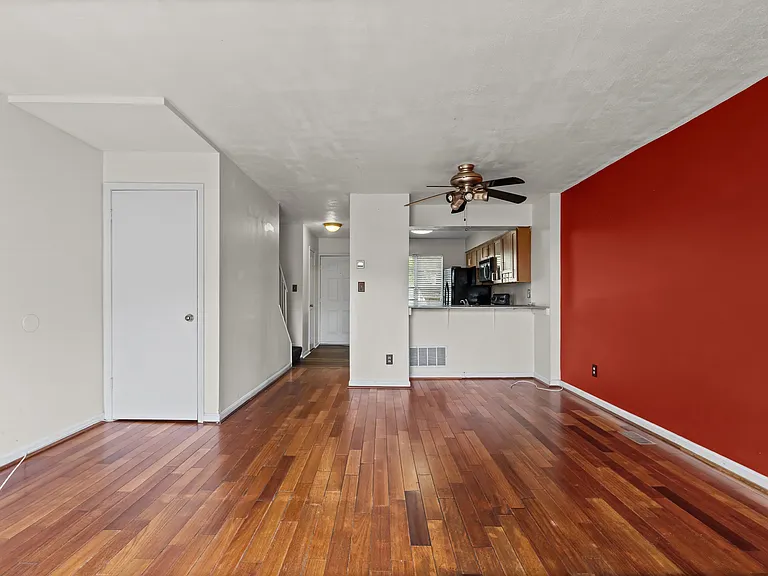 6957 Rockfield Rd — Photo 5