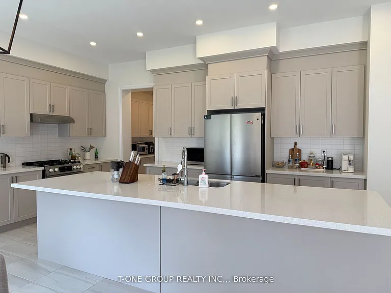 35 Nanhai Ave — Photo 14