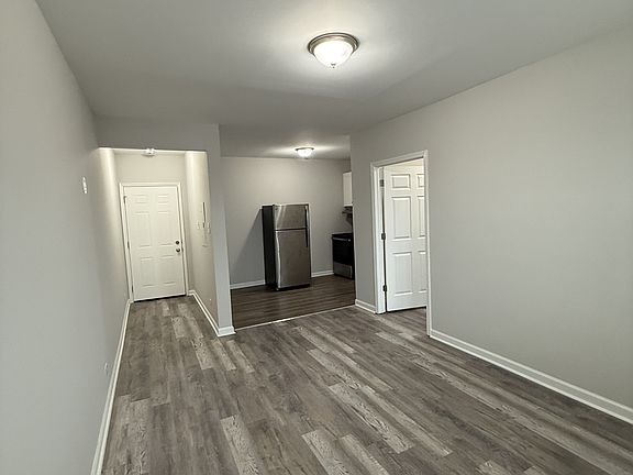 4th image of 2123 S 51st Ct #11391417