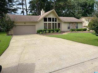 618 Greenwood Cir, Mount Olive, AL 35117