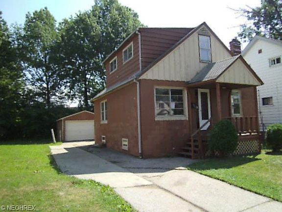 2nd image of 1527 E 174th St