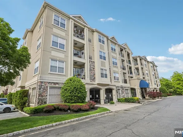 5107 Burwood Rd #494, Clifton, NJ 07013