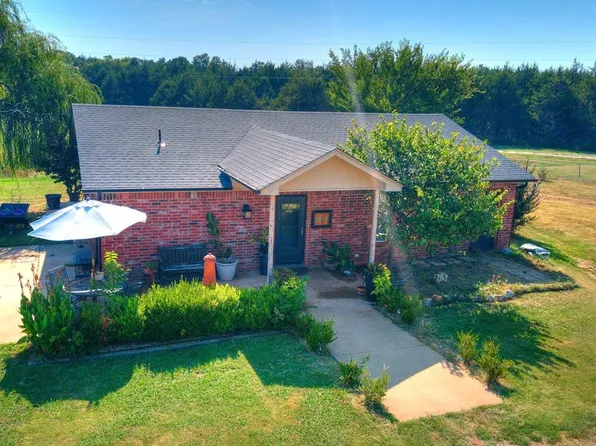 9100 John Amos Rd, Noble, OK 73068