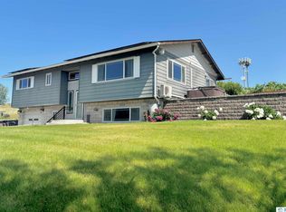 406 W Carlos St, Alturas, CA 96101