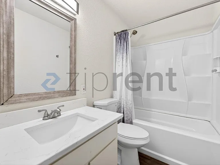 5020 Donnelly Ave #5022 — Photo 18