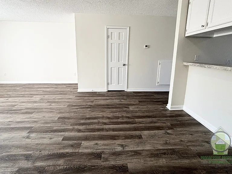 1216 N Main St #B2 — Photo 6