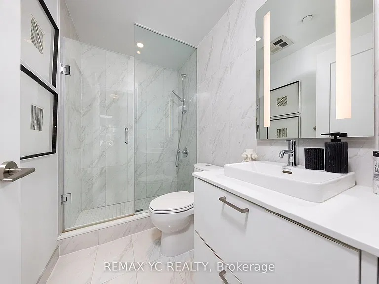 470 Front St W #1612 — Photo 22