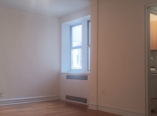 6981 108th St APT 3E, Forest Hills, NY 11375