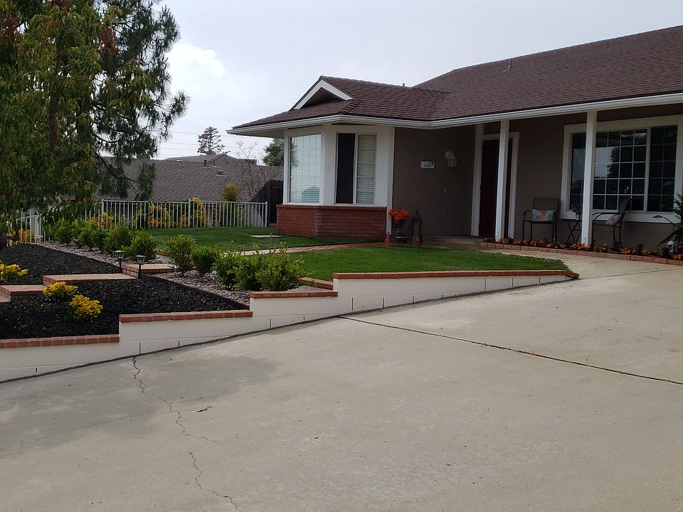 2nd image of 35750 Fremont Ct