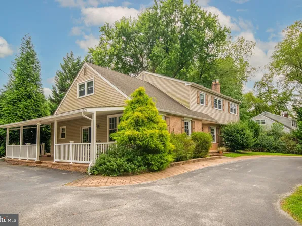 610 W Brookhaven Rd, Wallingford, PA 19086