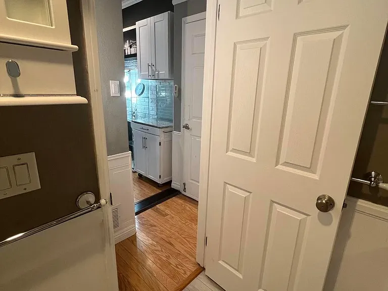 5868 Wilshire Dr #1 — Photo 14