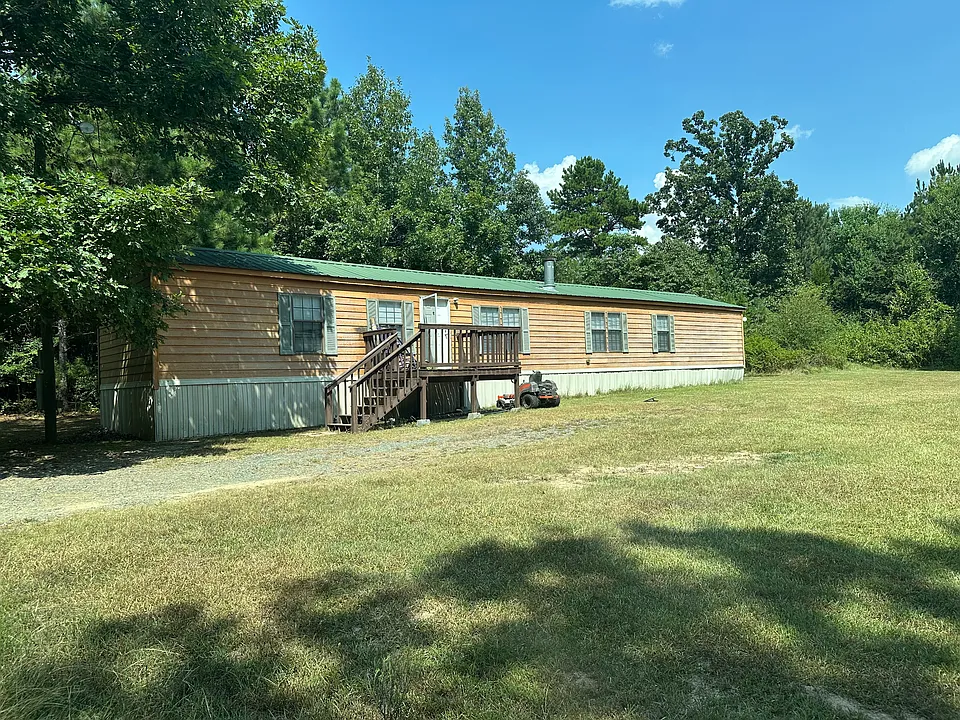 135 Elaine Dr