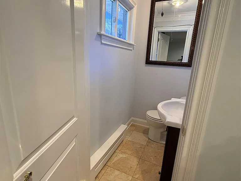 364 Lockwood Dr — Photo 7